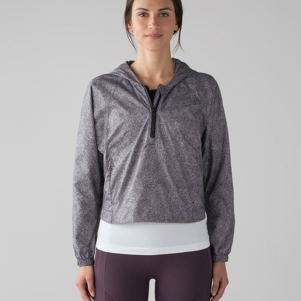 Size 8 - Lululemon I Put A Shell On You